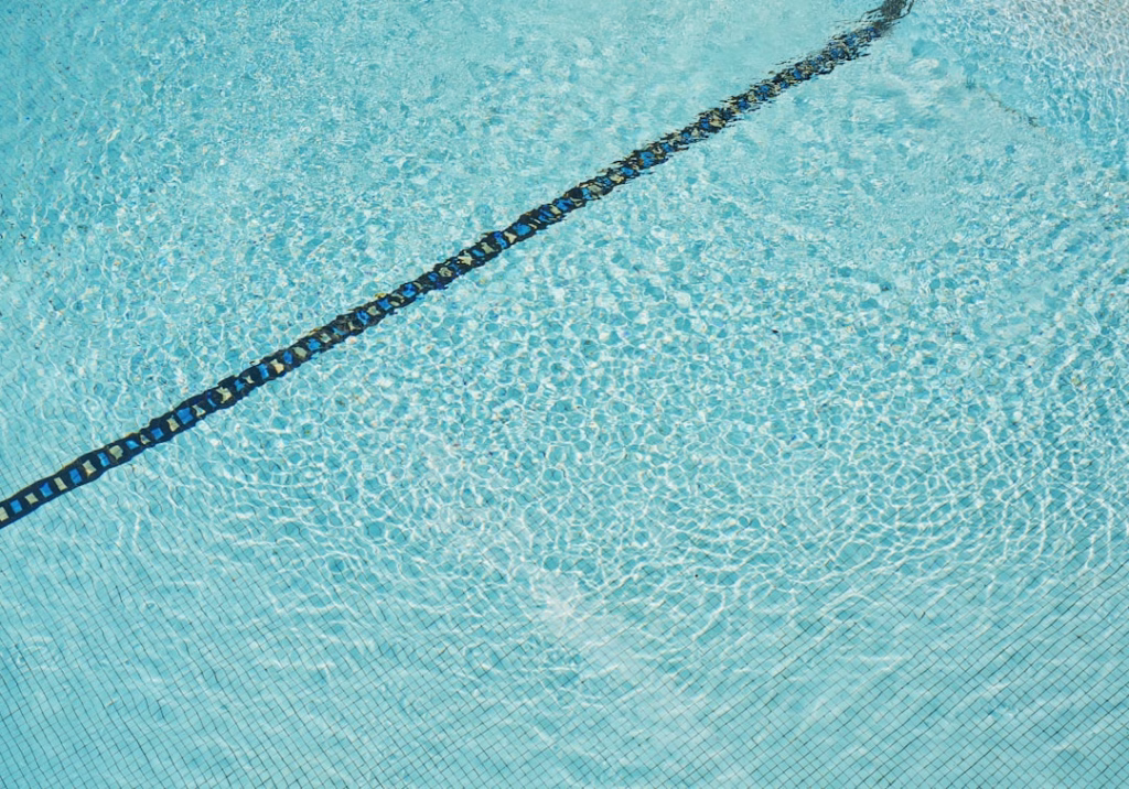 Maximizing Customer Value: Calculating Churn vs Retention via Email Photo Customer Churn vs Retention